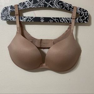 Victoria’s Secret nude plunge bra